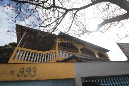 Sobrado com 3 Quartos para alugar, 80m² no Ideal, Londrina