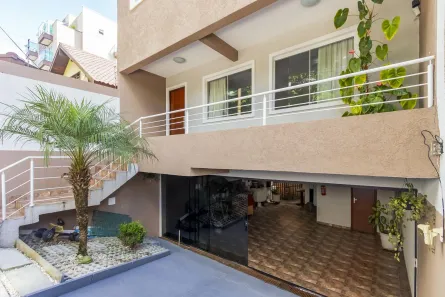 Sobrado com 3 Quartos à venda, 154m² no Cascatinha, Curitiba