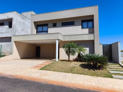 Casa de Condomínio com 3 Quartos à venda, 155m² no Santo Antônio, Anápolis