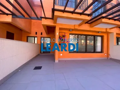 Casa de Condomínio com 4 Quartos à venda, 347m² no Jardim Prudência, São Paulo