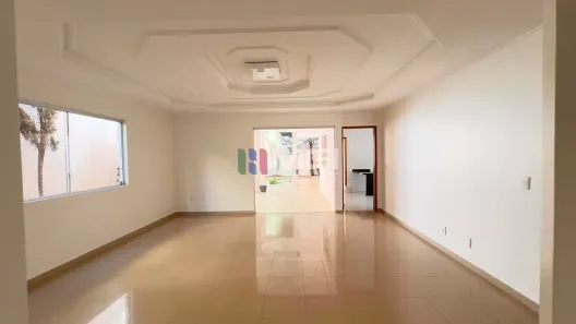 Casa de Condomínio com 3 Quartos para alugar, 200m² no Jardins Madri, Goiânia