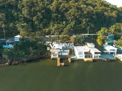 Casa com 6 Quartos à venda, 370m² no Piçarras, Guaratuba