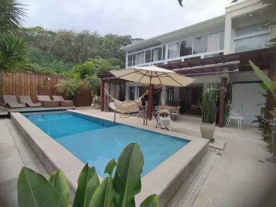 Casa de Condomínio com 4 Quartos à venda, 300m² no Bairro de Juquehy, São Sebastião