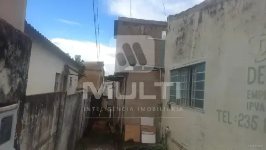 Lote/Terreno com 1 Quarto à venda, 107m² no Osvaldo Rezende, Uberlândia