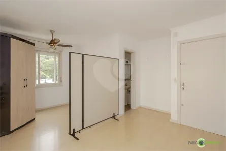 à venda, 29m² no Santo Antônio, Porto Alegre