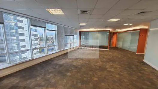 Prédio Comercial para alugar, 448m² no Cidade Monções, São Paulo