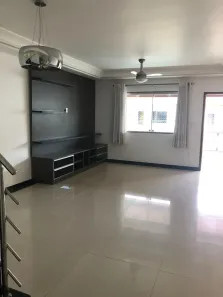 Casa com 3 Quartos para alugar, 180m² no Lagoa Santa, Governador Valadares