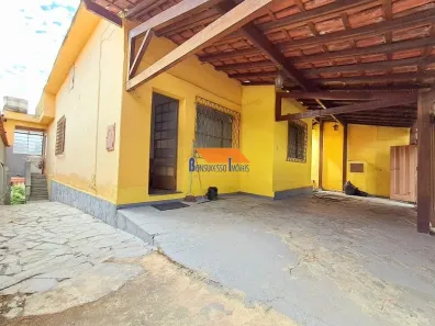 Casa com 3 Quartos à venda, 151m² no Santo André, Belo Horizonte