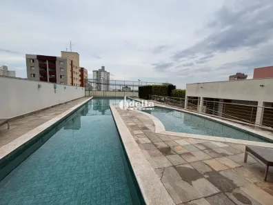 Apartamento com 2 Quartos para alugar, 75m² no Centro, Uberlândia