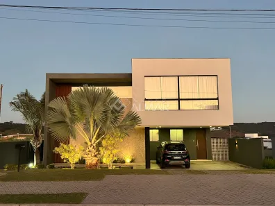 Casa de Condomínio com 4 Quartos à venda, 365m² no São Pedro, Juiz de Fora