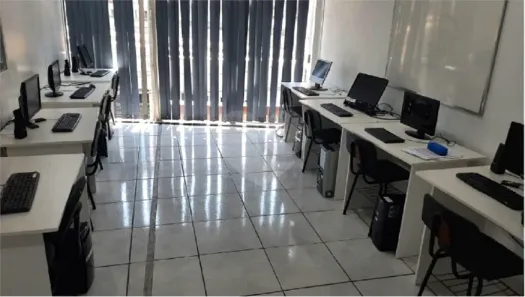 Sala Comercial à venda, 188m² no Passo da Areia, Porto Alegre