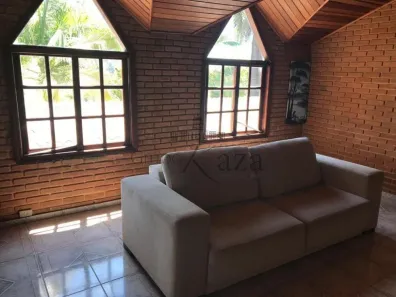 Fazenda/Sítio com 3 Quartos à venda, 450m² no Buquirinha II, São José dos Campos