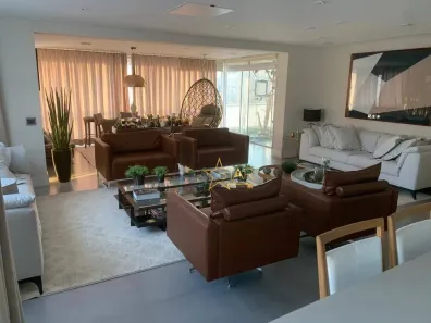 Apartamento com 4 Quartos à venda, 225m² no Cidade Monções, São Paulo