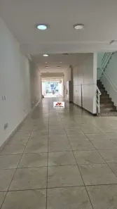 com 3 Quartos para alugar, 200m² no Vila Gomes Cardim, São Paulo