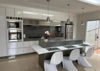 Casa com 3 Quartos à venda, 400m² no Setor Habitacional Arniqueira, Brasília