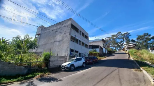 Casa de Condomínio com 2 Quartos à venda, 250m² no Parque Guarani, Juiz de Fora