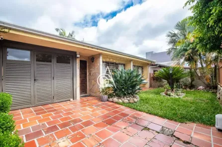 Casa com 3 Quartos à venda, 117m² no Xaxim, Curitiba