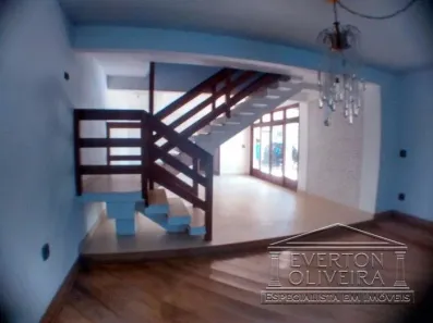 Sobrado com 4 Quartos à venda, 350m² no Parque Brasil, Jacareí