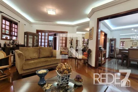 Casa com 4 Quartos à venda, 300m² no Jardim São Carlos, Campinas