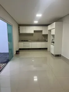 Casa com 3 Quartos para alugar, 120m² no Jardim Imperial, Cuiabá