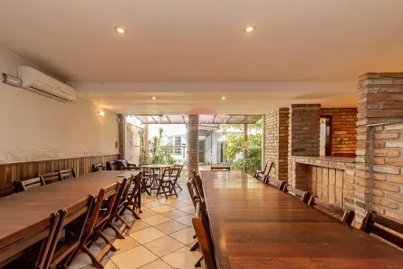 Casa com 4 Quartos à venda, 325m² no Centro, Pelotas