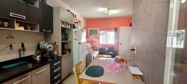 Casa com 2 Quartos à venda, 47m² no Charqueadas, Caxias do Sul