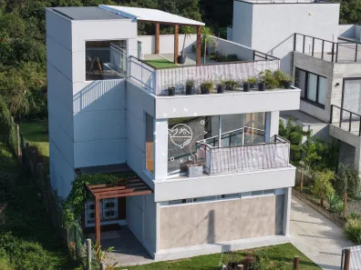 Casa com 3 Quartos à venda, 160m² no Gamboa, Garopaba
