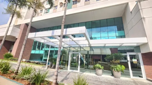 Apartamento com 3 Quartos para alugar, 66m² no Centro, Londrina