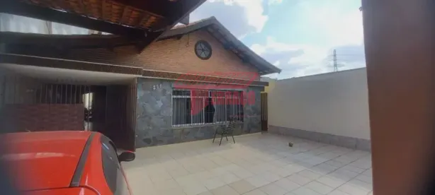 Casa com 4 Quartos à venda, 252m² no Vila Vitória, Santo André