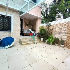 Sobrado com 4 Quartos à venda, 150m² no Gonzaga, Santos