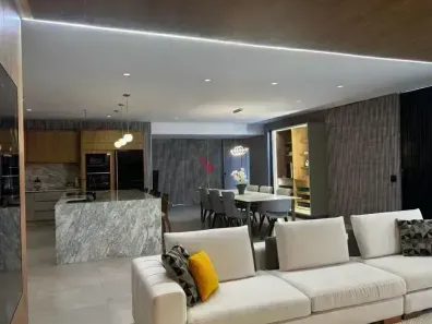 Casa com 3 Quartos à venda, 420m² no Alto Boqueirão, Curitiba