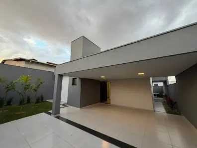 Casa com 3 Quartos à venda, 10m² no Centro, Araxá