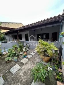 Casa de Condomínio com 3 Quartos para alugar, 180m² no Vargem Pequena, Rio de Janeiro