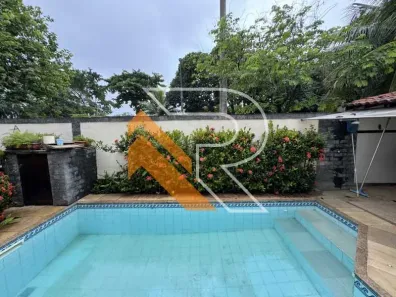 Casa com 3 Quartos à venda, 212m² no Camboinhas, Niterói