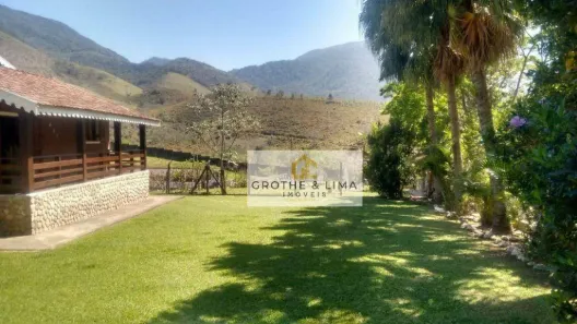 Fazenda/Sítio com 3 Quartos à venda, 1000m² no Alto do Piracuama, Pindamonhangaba