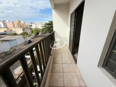 Apartamento com 3 Quartos para alugar, 90m² no Santa Mônica, Uberlândia