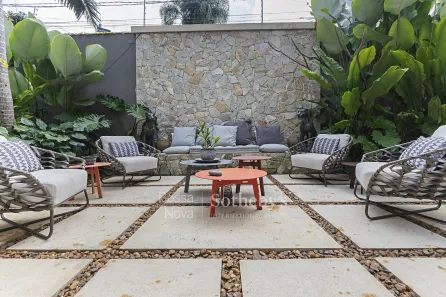 Casa de Condomínio com 2 Quartos à venda, 180m² no Jardim Europa, São Paulo