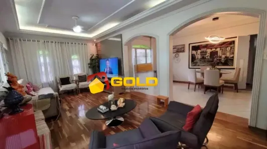 Casa com 3 Quartos para alugar, 340m² no Cazeca, Uberlândia