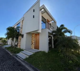 Casa de Condomínio com 4 Quartos à venda, 237m² no Beira Rio, Biguaçu