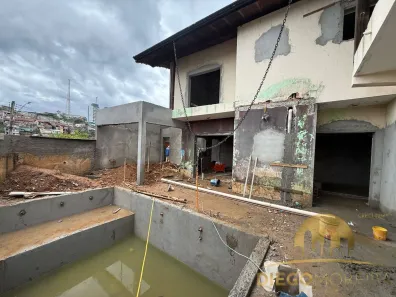 Casa com 3 Quartos à venda, 250m² no Terra Preta (Terra Preta), Mairiporã