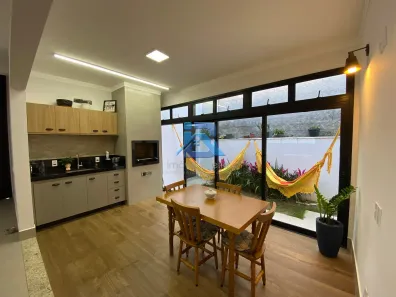 Casa de Condomínio com 4 Quartos à venda, 168m² no Residencial Fazenda Serrinha, Itatiba