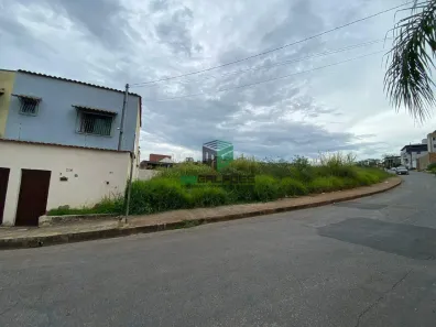 Lote/Terreno à venda, 360m² no Arvoredo 2ª Seção, Contagem