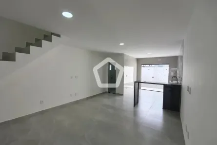 Casa com 5 Quartos à venda, 110m² no Curicica, Rio de Janeiro