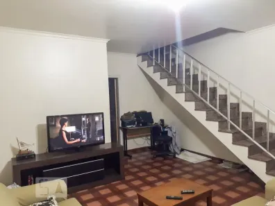 Casa com 3 Quartos à venda, 250m² no Vila Bertioga, São Paulo