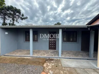 Casa com 2 Quartos para alugar, 120m² no Centro, Gravataí