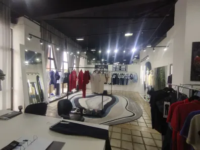 Ponto Comercial à venda, 120m² no Ondina, Salvador
