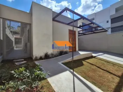 Casa com 3 Quartos à venda, 200m² no Santa Rosa, Belo Horizonte