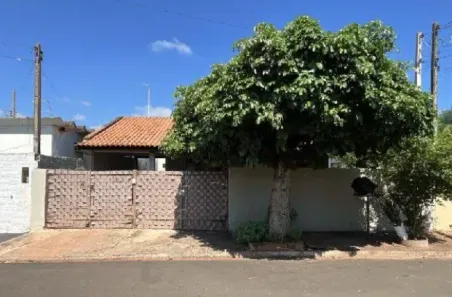 Casa com 3 Quartos à venda, 60m² no Centro, Urânia