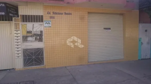 Sala Comercial à venda, 135m² no Nossa Senhora de Fátima, Santa Maria