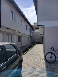 Sobrado com 2 Quartos à venda, 65m² no Vila Eureka, Poá